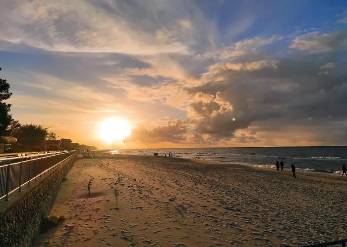 Bursztynowa Zatoka Sarbinowo